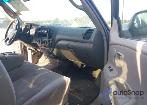 2001 Toyota Tundra Sr5 V8 из США, поврежденный, VIN 5TBRT34101S140947